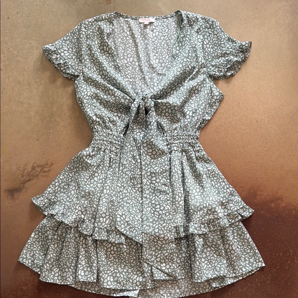 Luxxel Green Cheetah Print Tie-Front Dress Size Small Women’s Summer Elegant